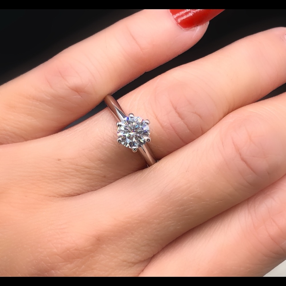 1ct moissanite ring with Certificate